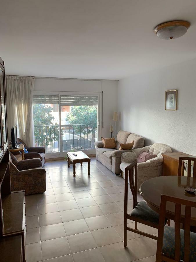 Apartamento Apartamento Cambrilsfornia Exterior foto